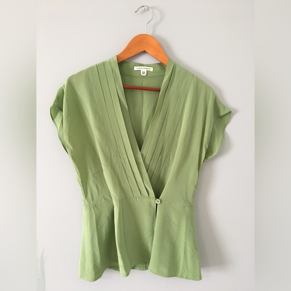 Banana Republic silk short-sleeve blouse